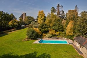 Communal Gardens- click for photo gallery